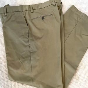 Dockers Classic Fit Men's Pants Flat Front Tan Khakis, Size 36x34